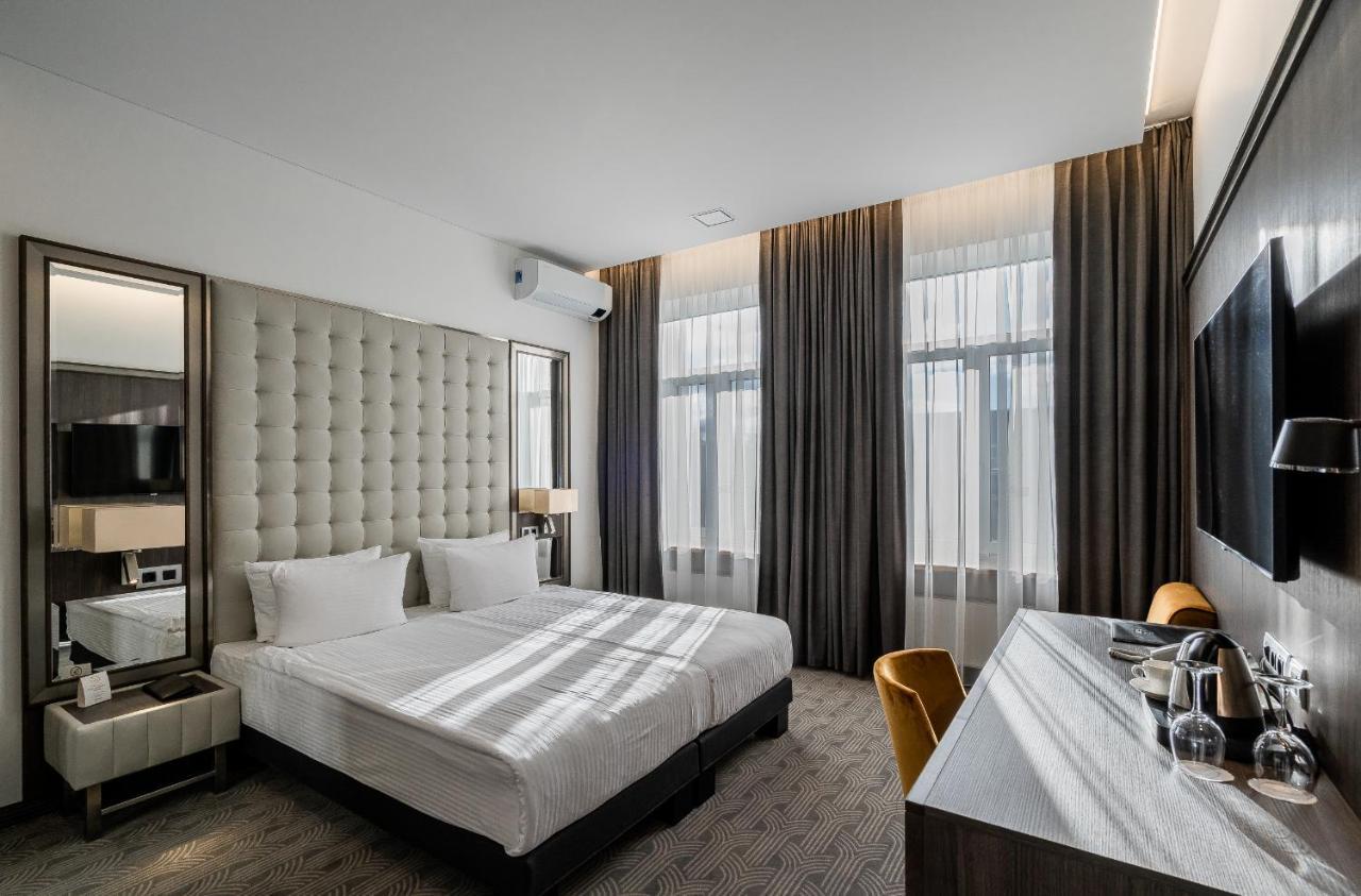 Congress Hotel